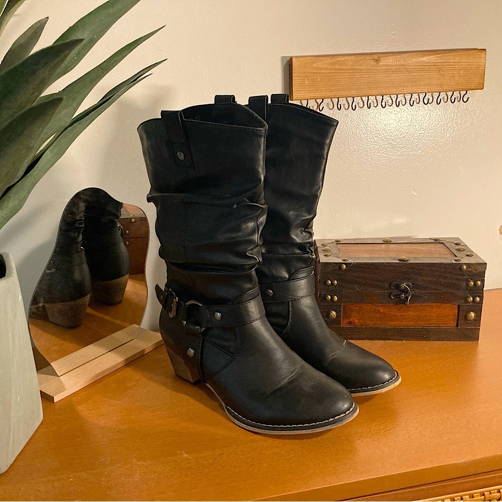 Refresh Women’s Western Style Cowboy Boots, Size 8 1/2